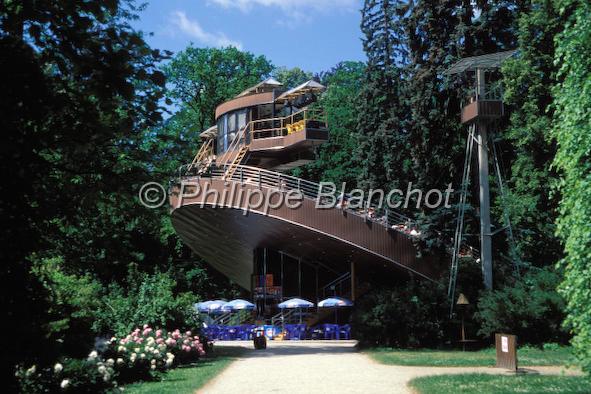 tchequie  29.jpg - ThÈatre aux gradins pivotantsParc du ch‚teauCesky Krumlov  BohÍmeRÈpublique tchËque